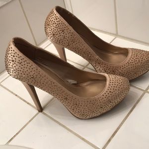 Gold high heals size 7